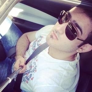 Meet your Posher, Ali